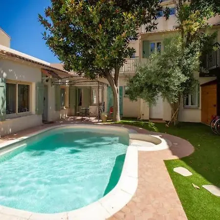 Oasis Secrete 6 Personnes