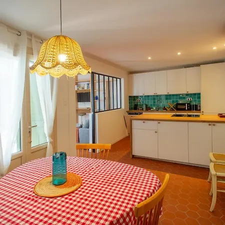 Oasis Secrete 6 Personnes * Avignon